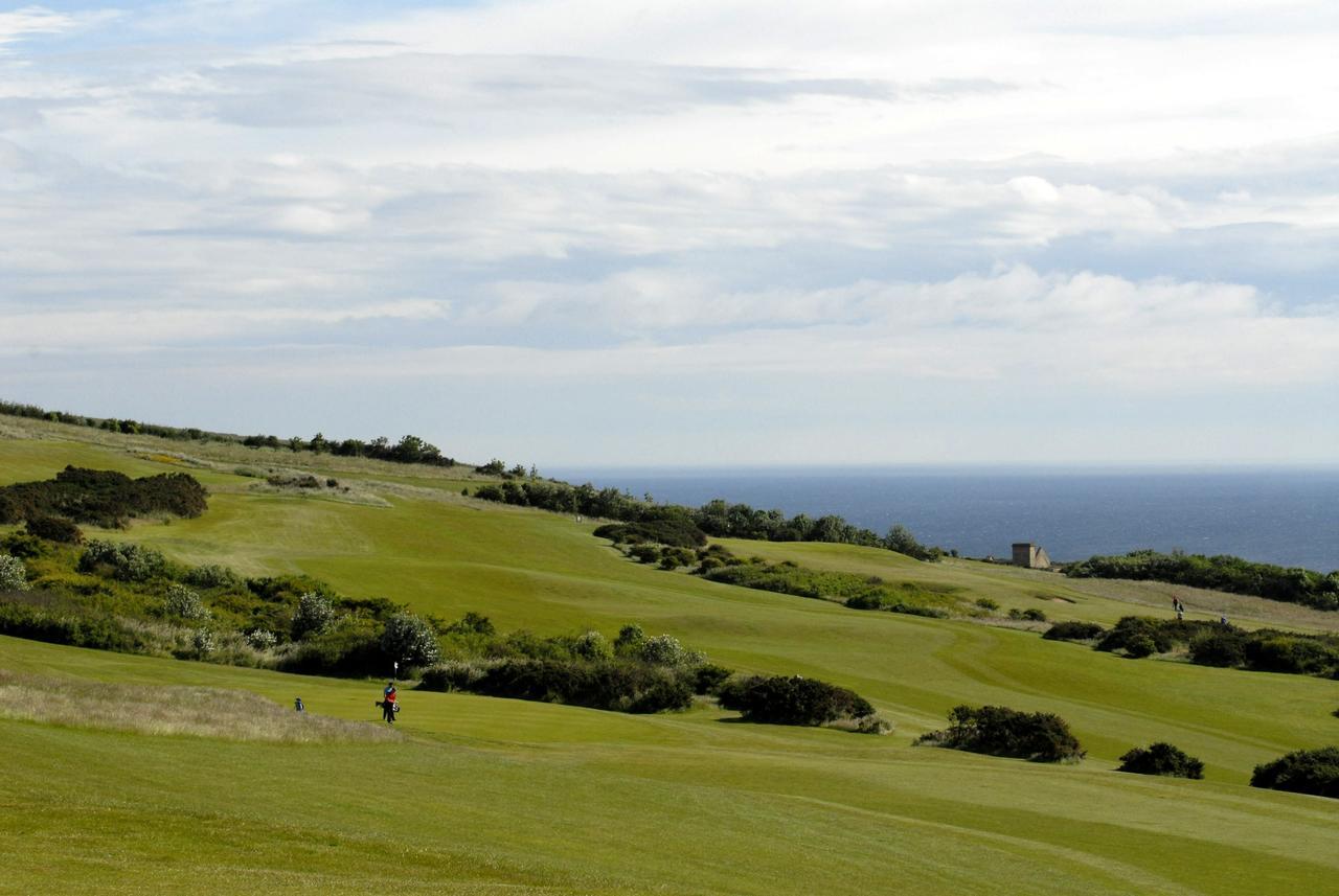 Готель Hunley Golf Club Солтберн-бай-те-Сі Екстер'єр фото